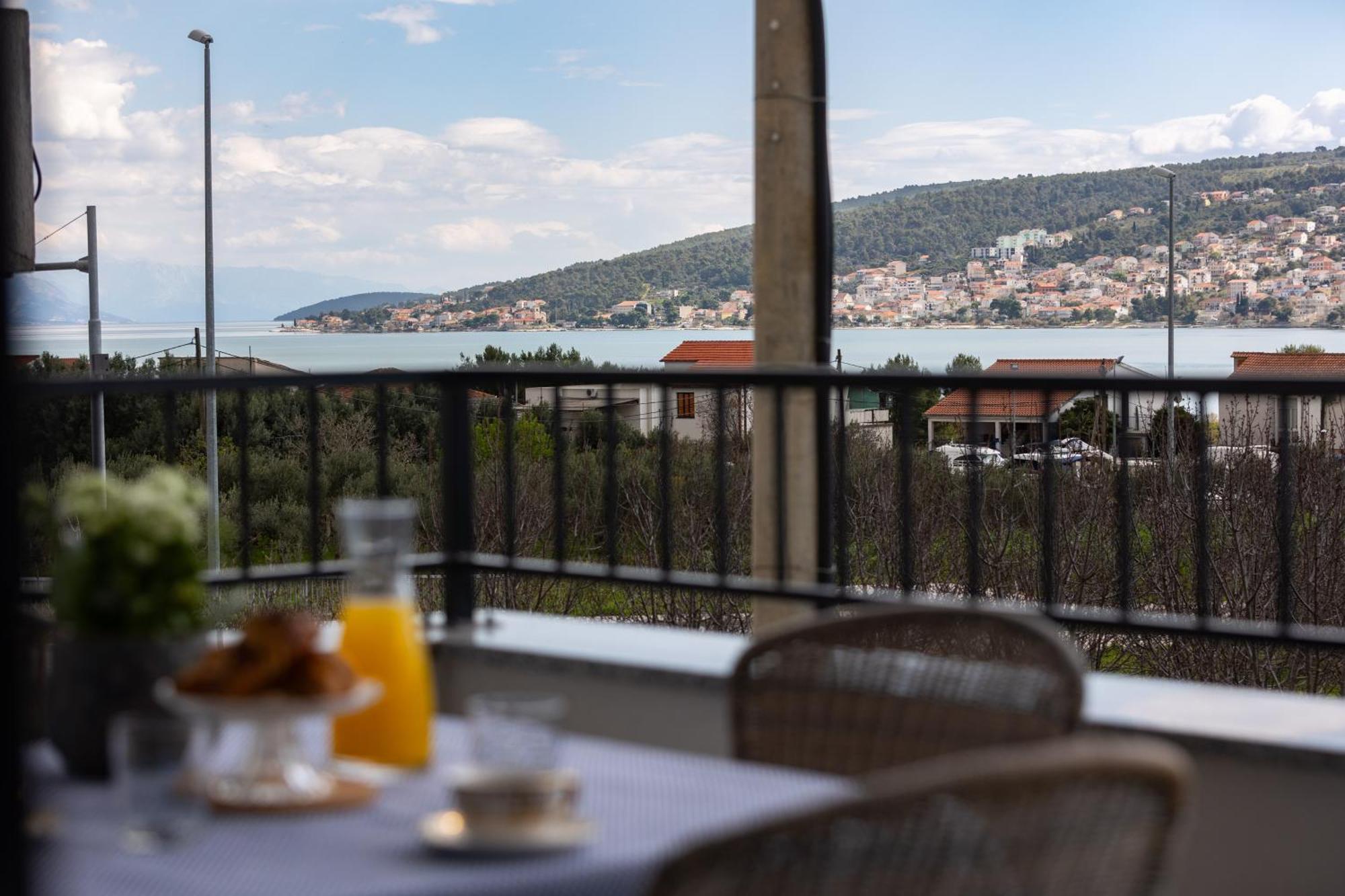 La Petit Trogir Exterior foto